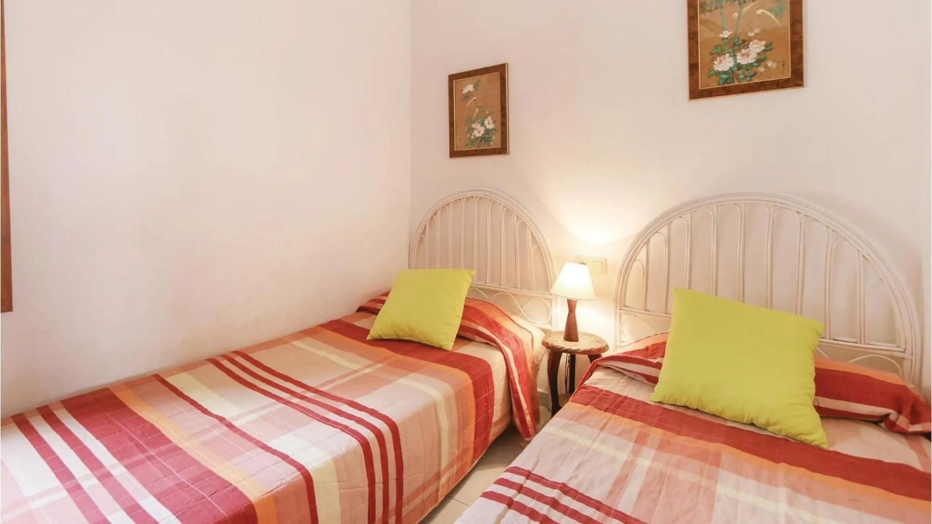 Сasa de vacaciones 4 Bedroom Awesome Home In Calonge Calonge