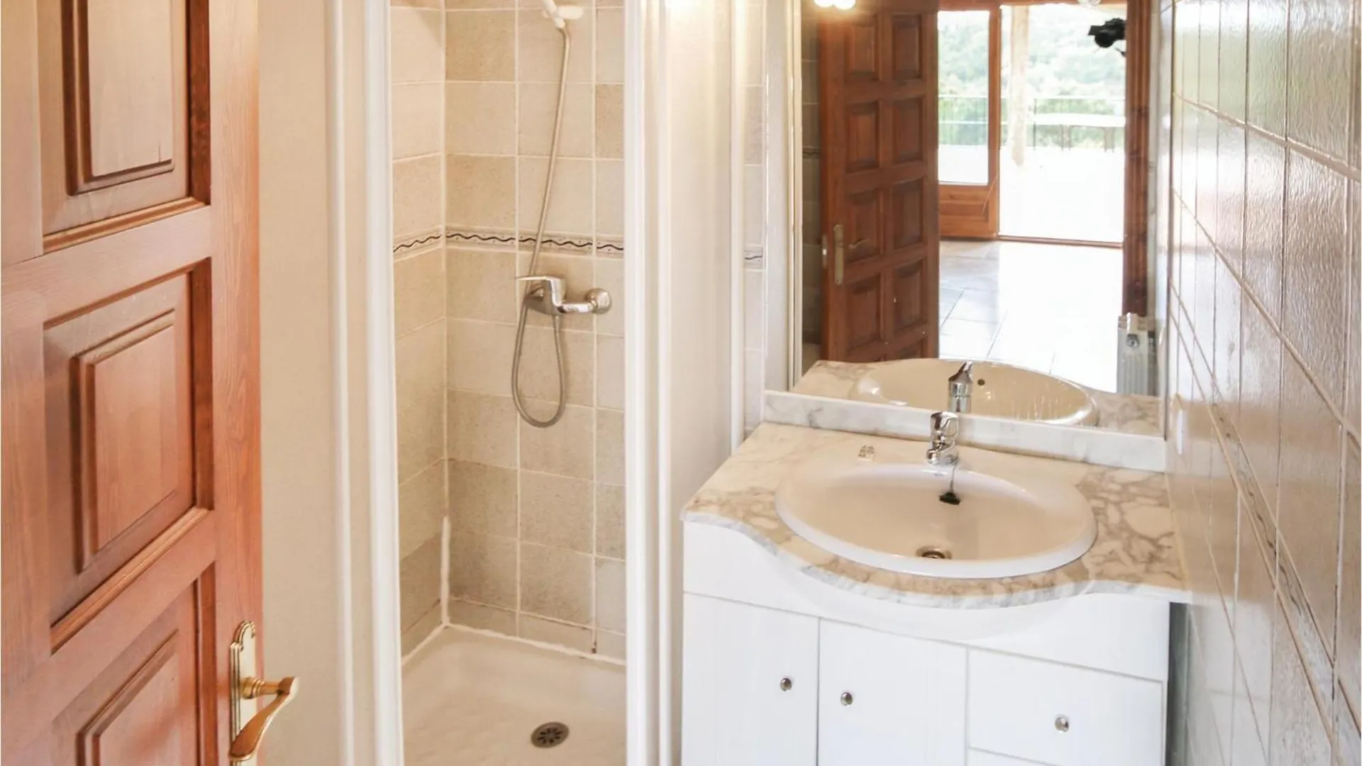 Сasa de vacaciones 4 Bedroom Awesome Home In Calonge Calonge