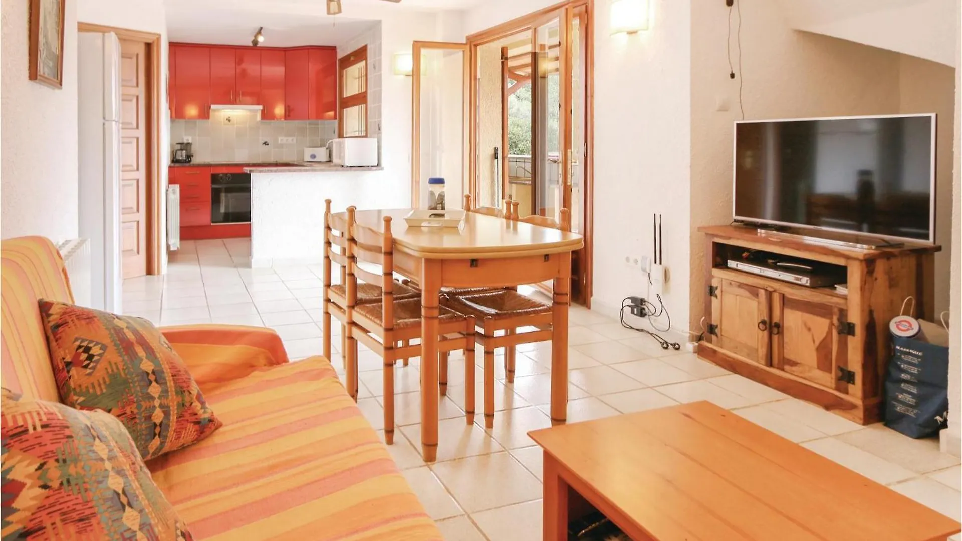 Сasa de vacaciones 4 Bedroom Awesome Home In Calonge Calonge